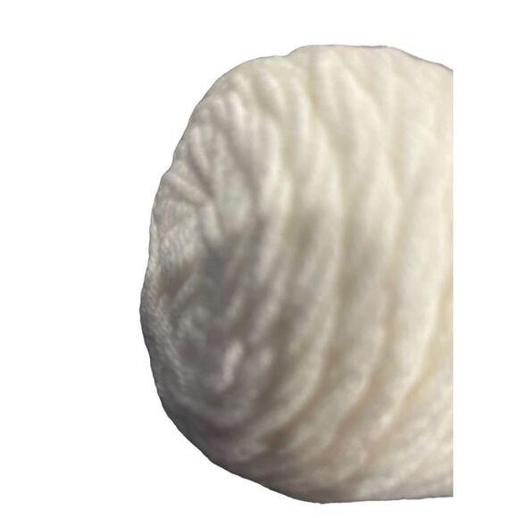 Red Heart super saver with pattern white 1039 7oz 1 skein 4M - Picture 3 of 8